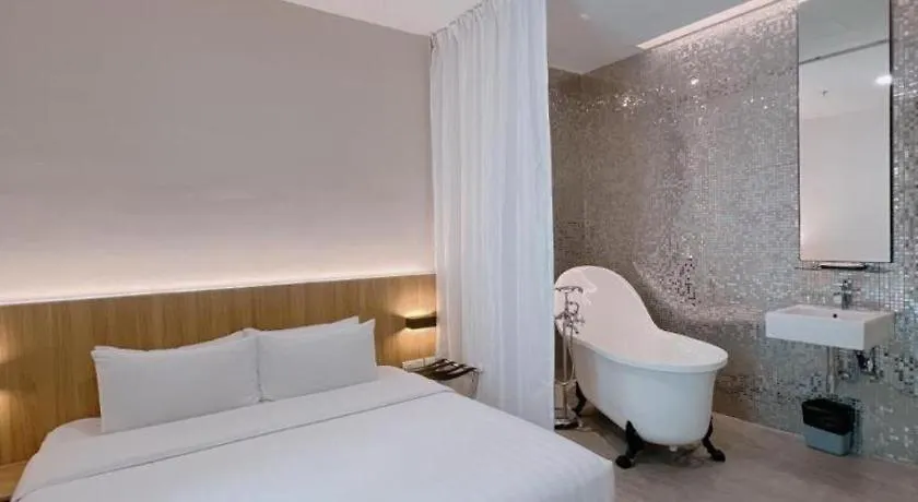 S Hotel Johor Bahru