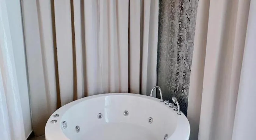 S Hotel Johor Bahru 3*,  Malajzia