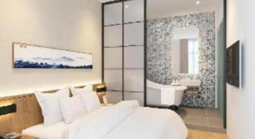 S Hotel Johor Bahru 3*,